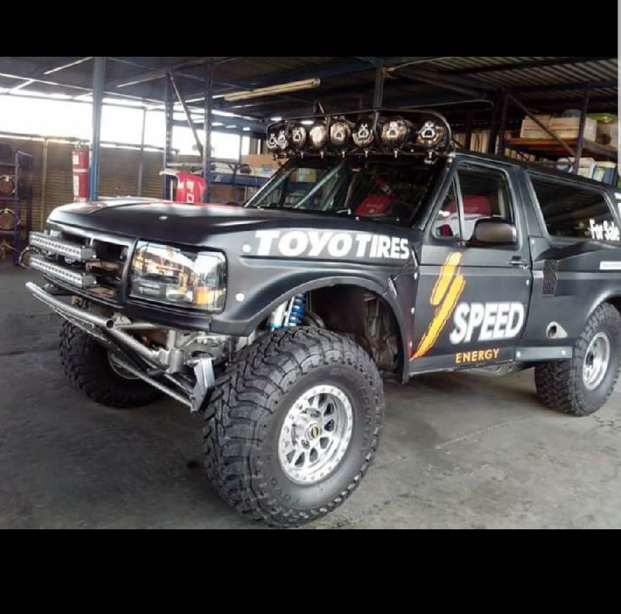 12 bronco 5.jpg