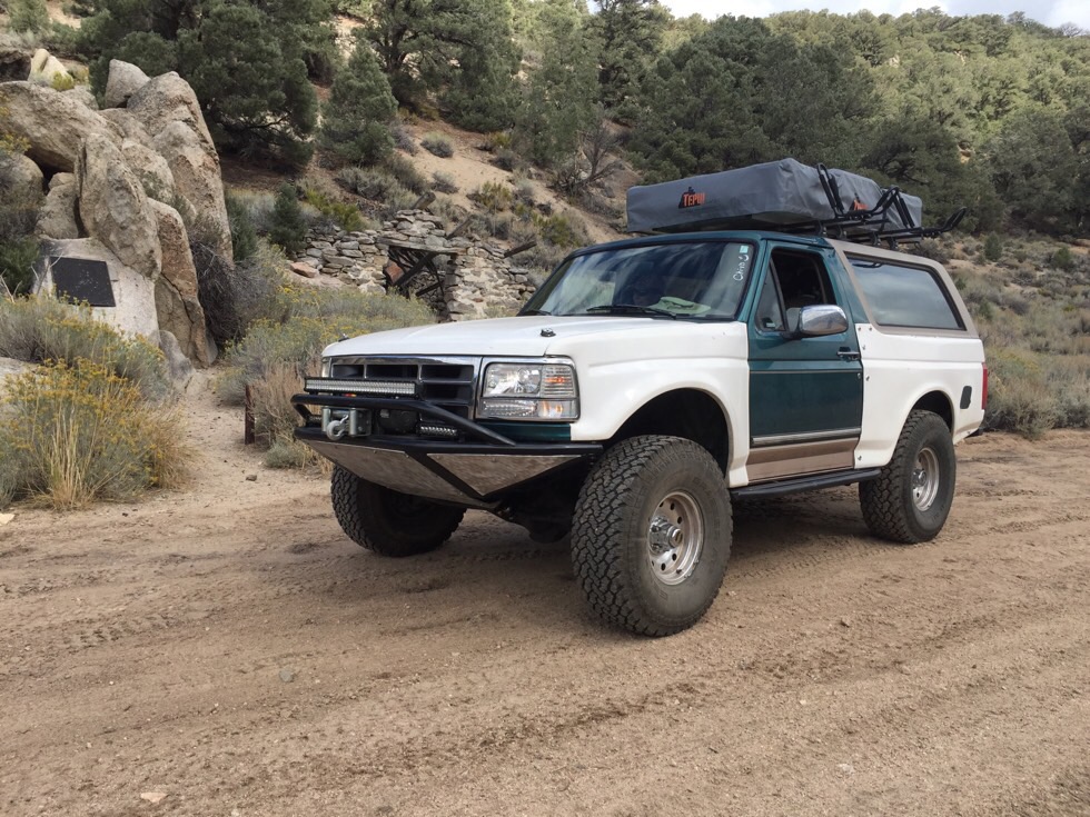 On way to Bodie ghost town