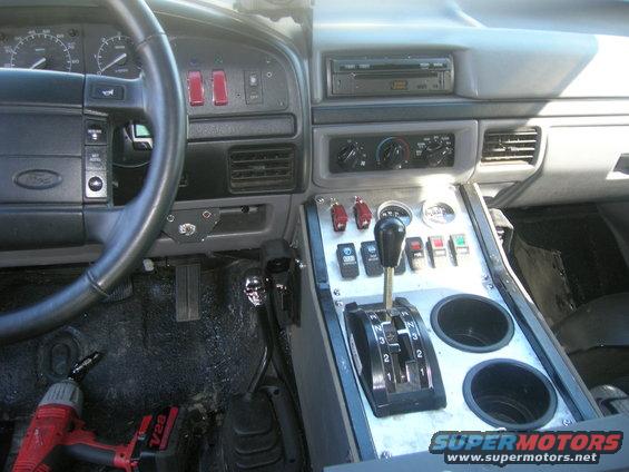 bronco console.jpg