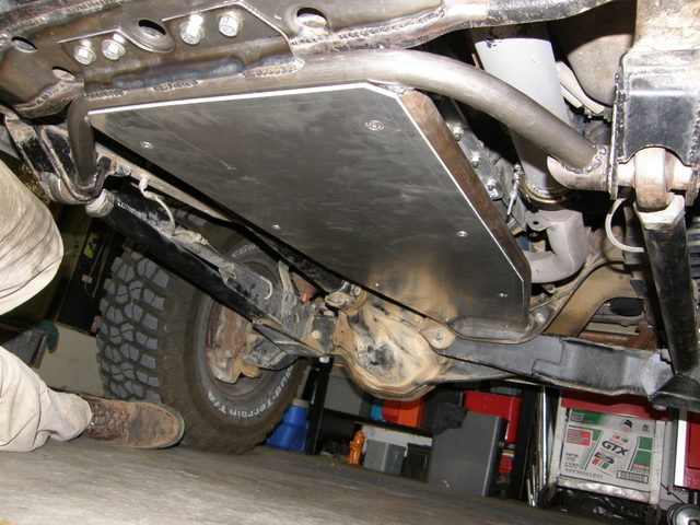 tranny skid plate 003.JPG