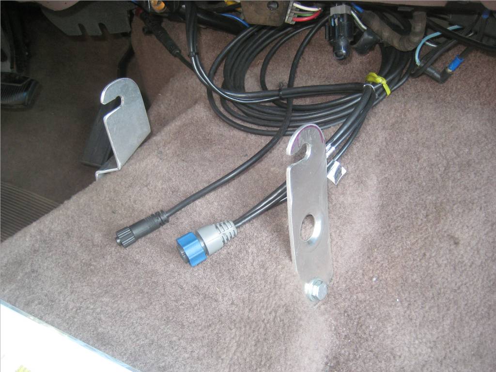 Passenger side bracket