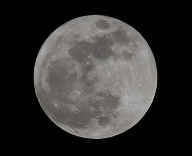 moon.jpg